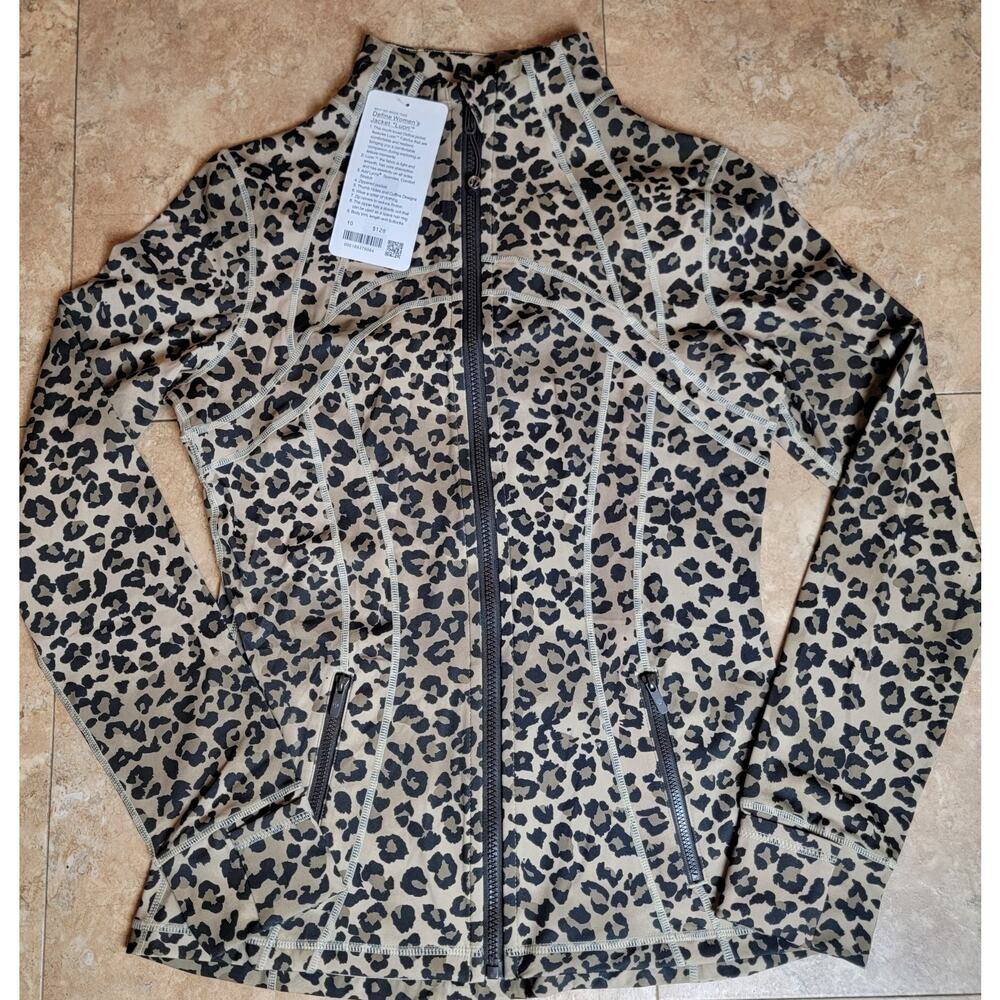 Lululemon Sz 10 Animal Print Defined Jacket Shorts Brown Leopard Set Activewear - Picture 13 of 16